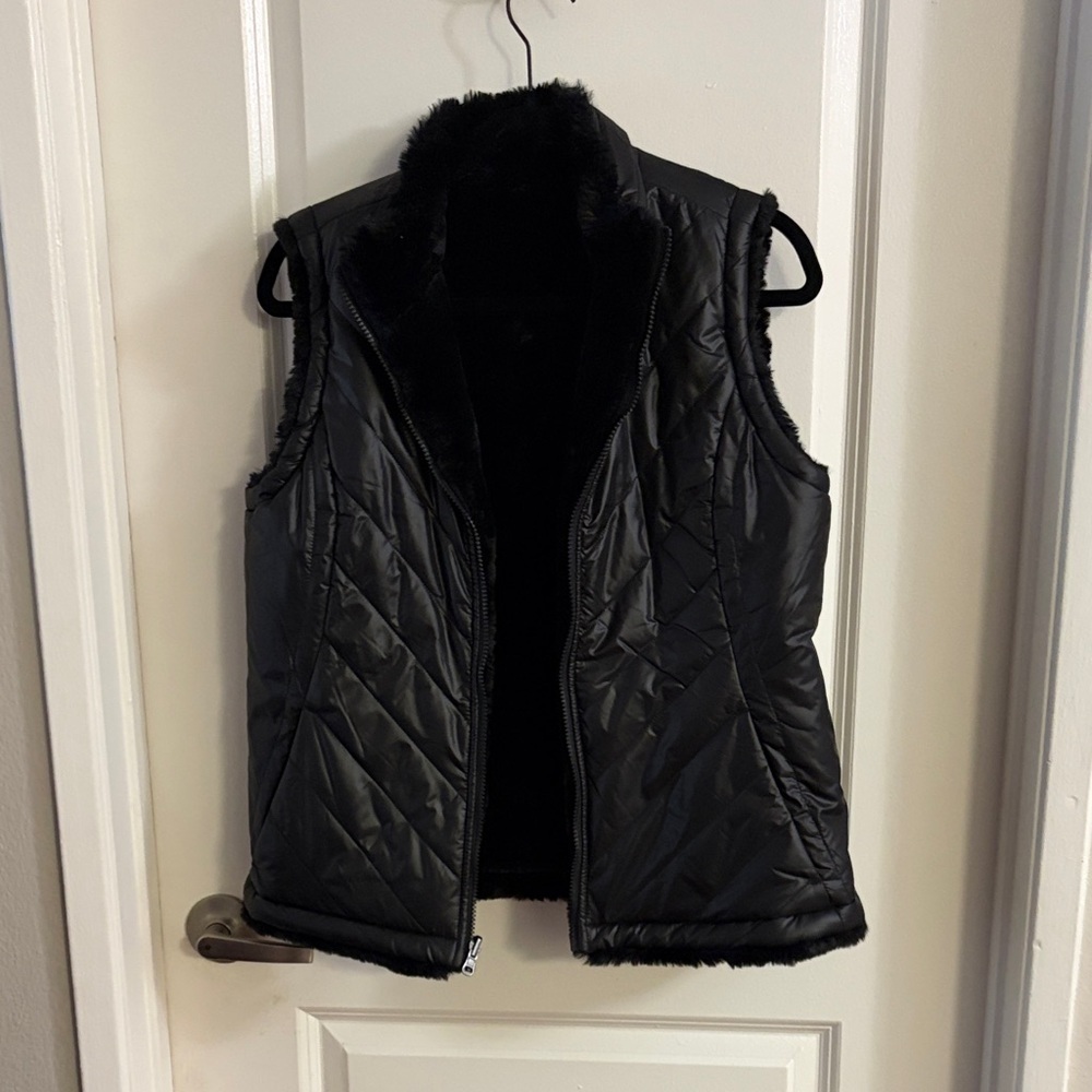 Women's Reversible Faux Fur Black Quilted Vest